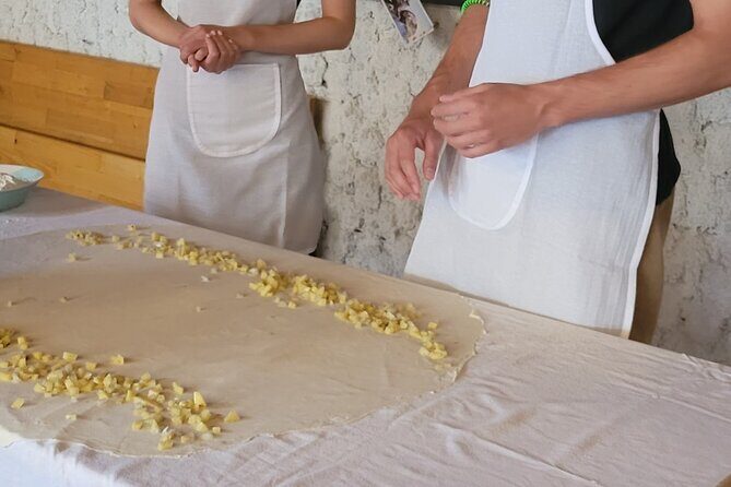 Burek Masterclass in Mostar - Where to meet in Mostar (and how to avoid a missed class)