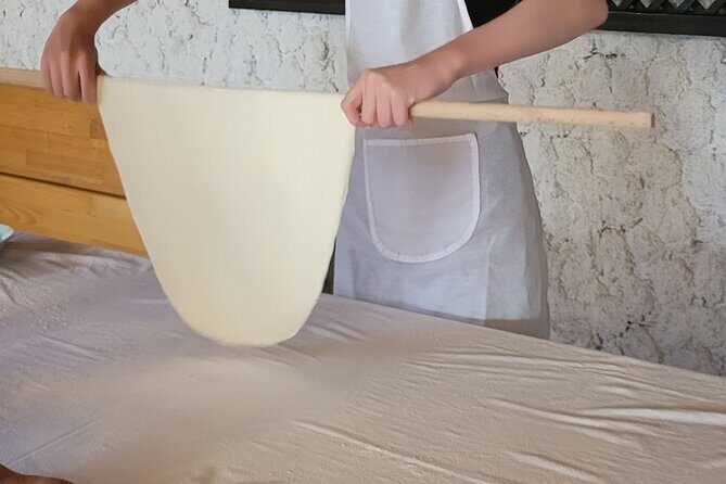 Burek Masterclass in Mostar - Group size, language, and the social side of cooking