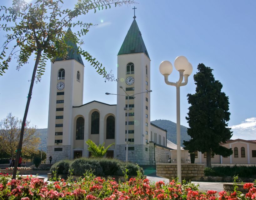 Dubrovnik: Private Day Trip to Medjugorje with Hotel Pickup - Dubrovnik Pickup to Herzegovina: Comfort, Timing, and the Road Reality