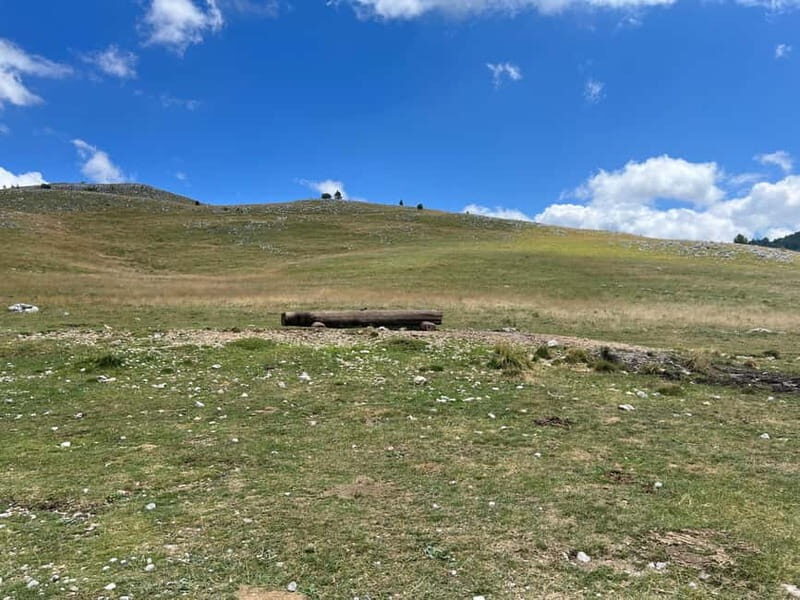 Hiking around Sarajevo: Lukomir Village Full Day Hiking Tour - The hike out of Umoljani: a steady walk with planned stops