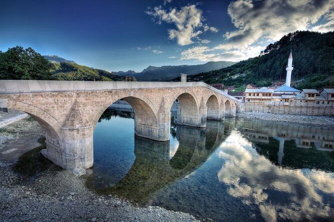 Mostar & Herzegovina 4 Cities Day-tour from Sarajevo (fees incl.) - Kravice Falls: your nature reset and your swimsuit moment