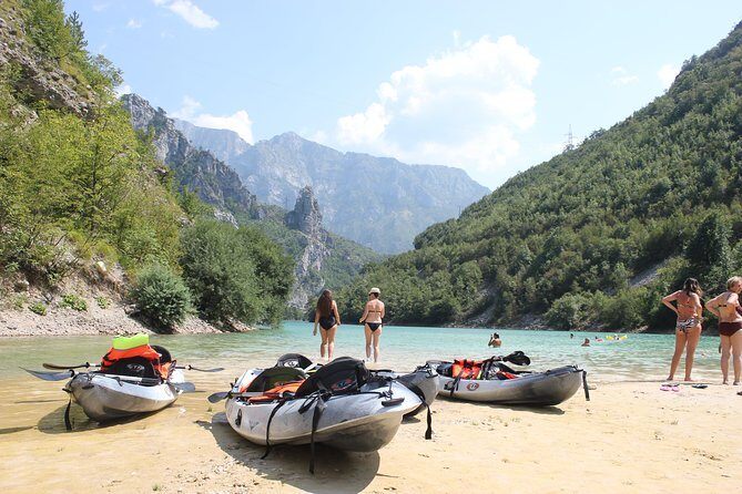 Neretva kayak canoe safari - Stop by stop: Grabovicko Lake to a secret Neretva beach