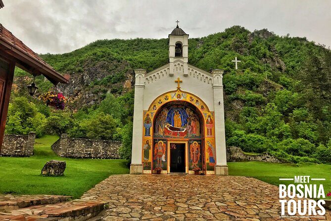 Sarajevo to Belgrade: Transfer With East Bosnia Tour - Stop 4: Drvengrad (Mećavnik)—the wooden town break